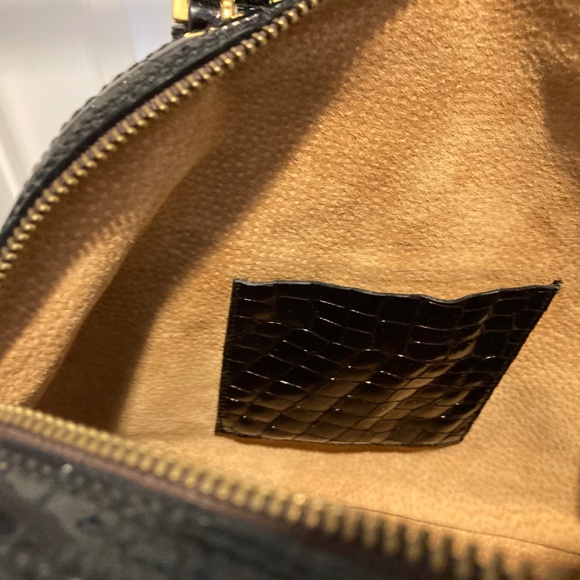 Italian embossed leather handbag.  NEVER USED.  Chocolate brown. - Picture 7 of 8